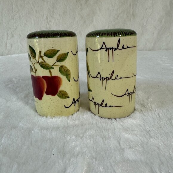 Home Interiors Apple Orchard Salt & Pepper Shakers Vintage collection replacemen - Picture 1 of 5